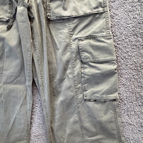 Abercrombie & Fitch Men's Baggy Cargo Pull-On Pants in Size Medium Long and NWT - Picture 3 of 15